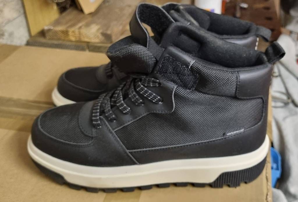 Schuhe für Jungen: Neue Winterschuhe – Neu und originalverpackt aus Biel/Bienne von sheila7002 2