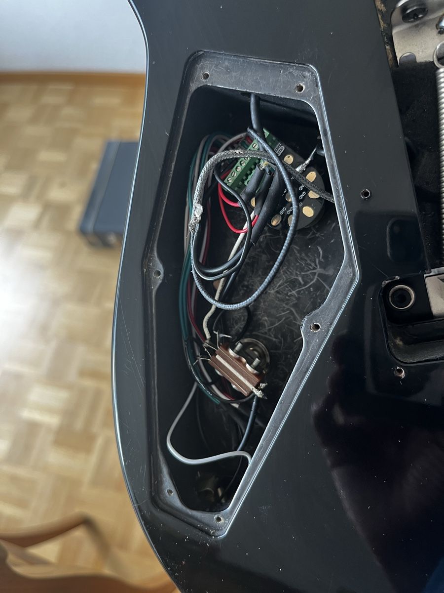 Esp Instruments de musique: ESP M-2 Deluxe 1990 – D'occasion à La Neuveville par lejocko 5