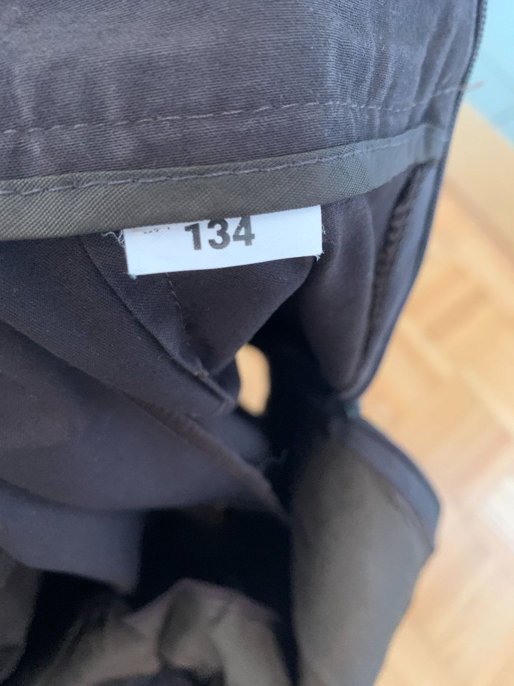 Zara Gonne: Dunkelbrauner Jupe ZARA BASIC Grösse: 36 – Usato da Zürich venduto da chi82 2