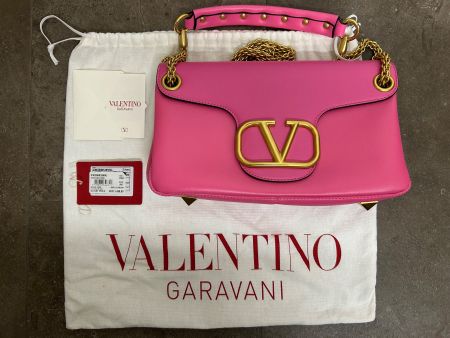 Valentino Garavani VLogo Signature Chain Shoulder Bag (Pink)
