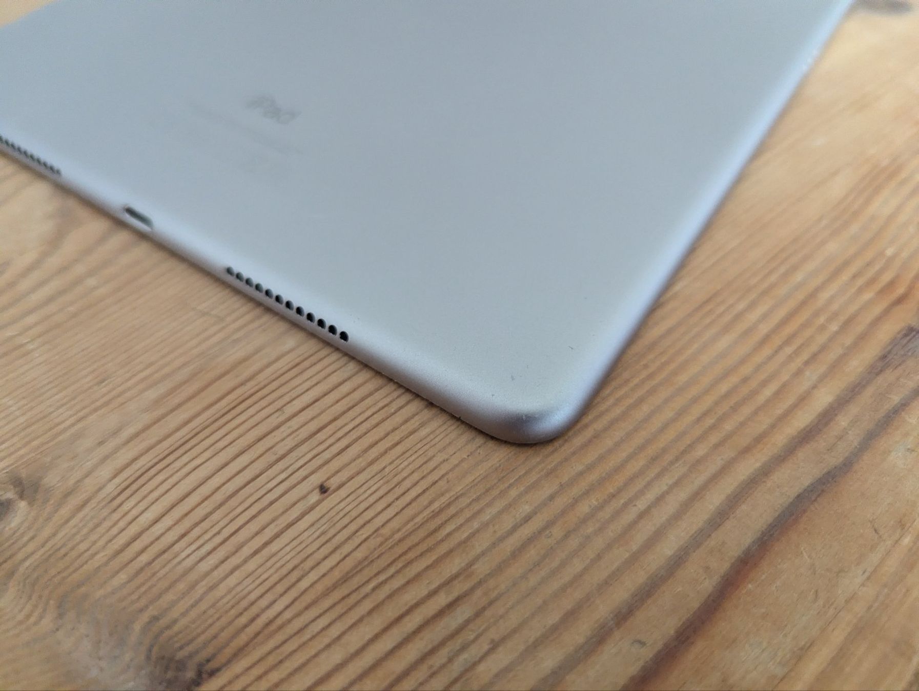 Apple Tablet PC: iPad Pro 9.7" – Usato da Ennenda venduto da moritzschiesser 4