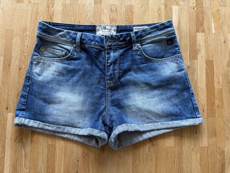 Jeans shorts