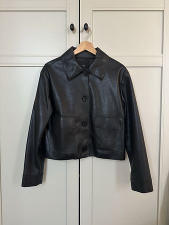 Kunstlederjacke Mango schwarz, Gr. S