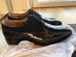 Herren-Schnürschuhe – Grösse 45
