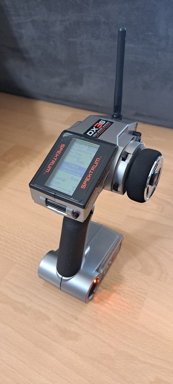 Spektrum Fernsteuerungen: Spektrum DX3S + Empfänger – Gebraucht aus Aeschi SO von MockinBird