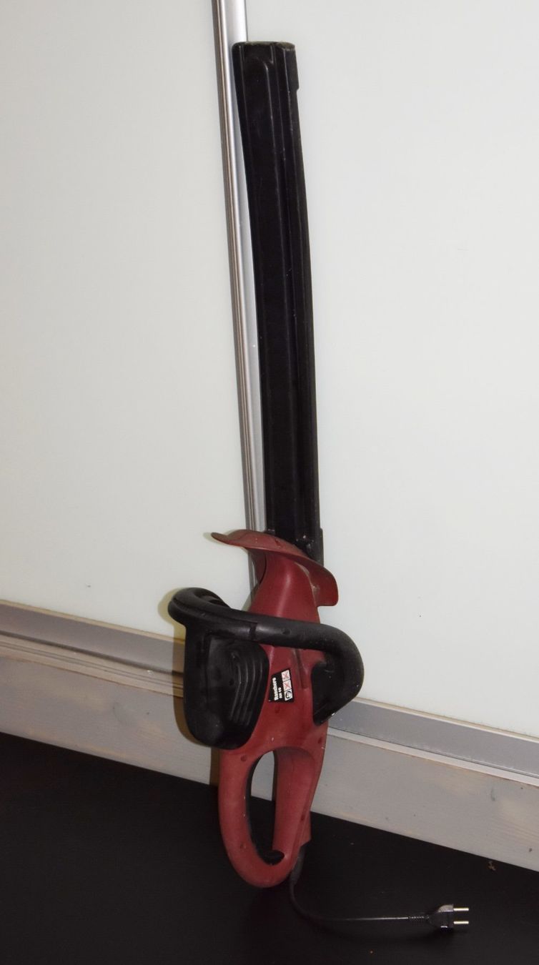 Tutti gli attrezzi: Ranchero AH 40 Heckenschere, 500W – Usato da Wohlenschwil venduto da Dapara 2