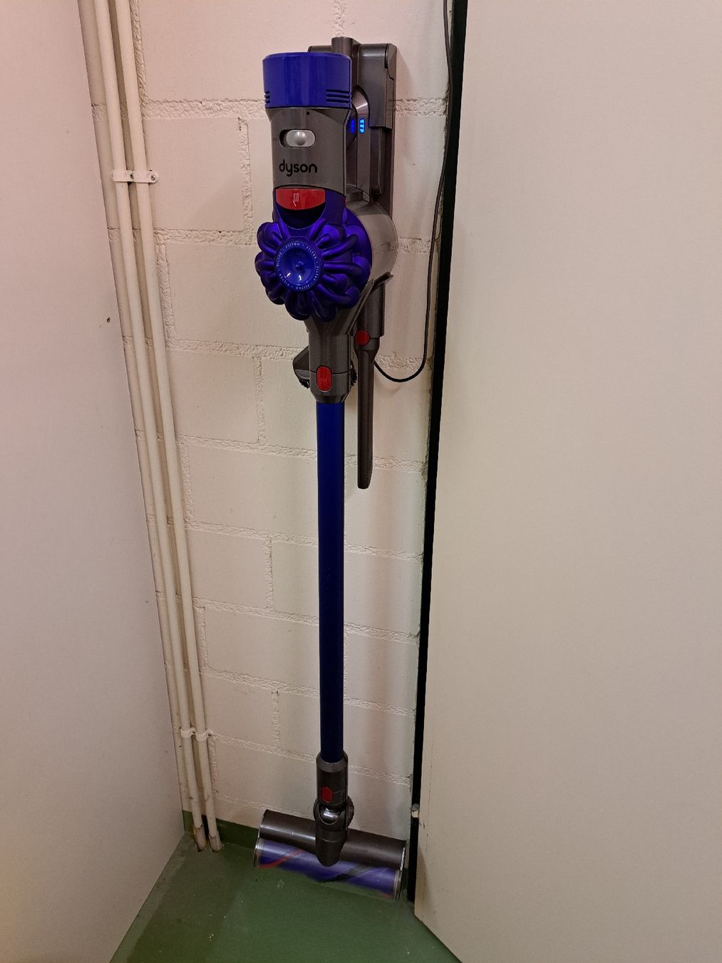Dyson Staubsauger & Zubehör: Dyson V7/8 – Gebraucht aus Seengen von Allshop1