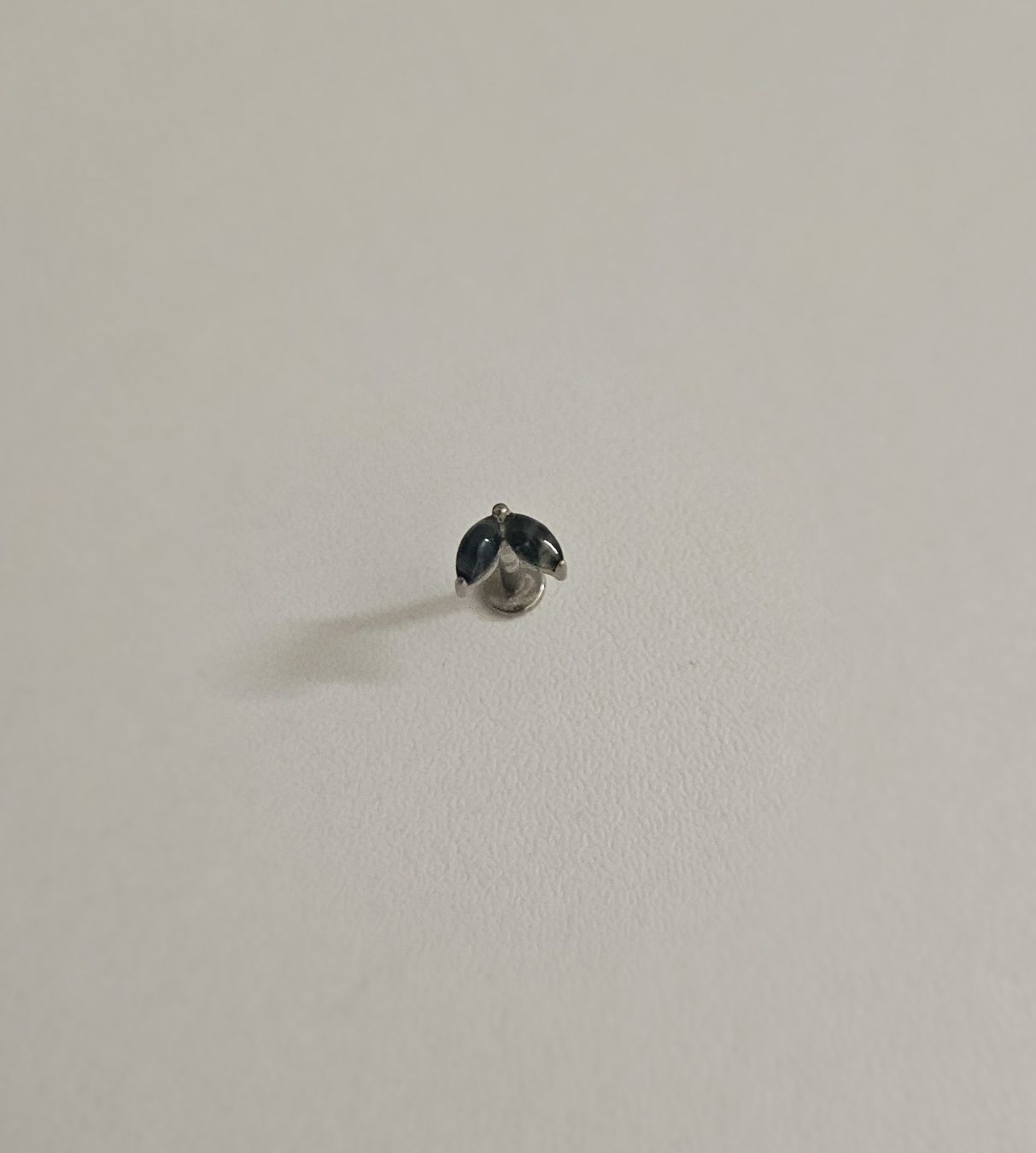 Piercingschmuck: Piercing en titane et agate mousse – Gebraucht aus Bussigny von niwa_mikan