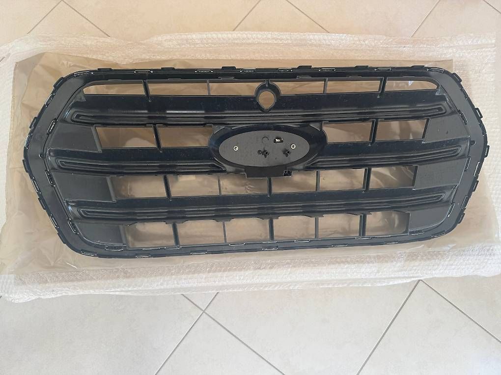 Tutti i ricambio: Ford Transit Kühlergrill – Usato da Bassersdorf venduto da Tbo74 1