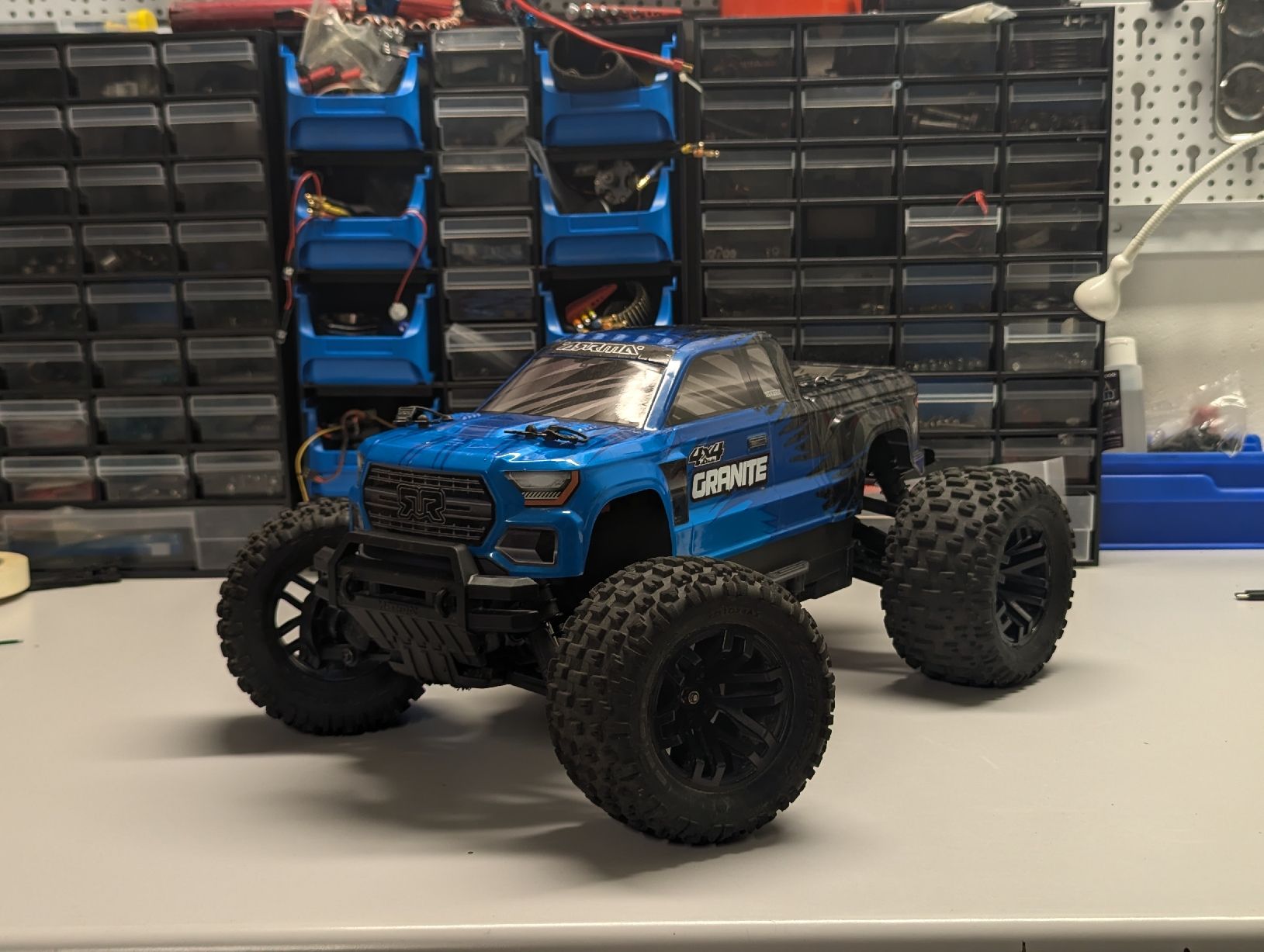 Arrma Modellismo RC: Arrma Granite 4x4 super Zustand – Usato da Altdorf UR venduto da fin_7ftt 1