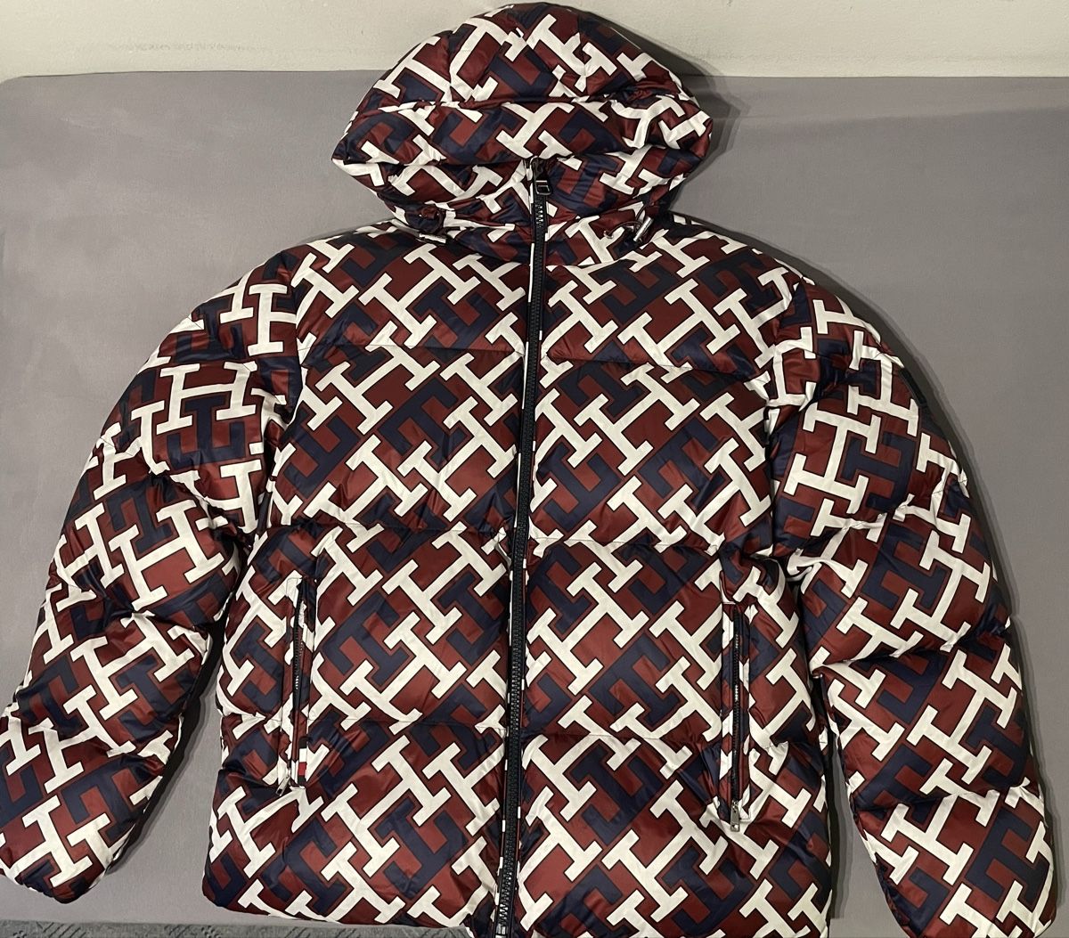 Tommy Hilfiger Giacche: Tommy Hilfiger  Daunenjacke  Monogram – Usato da Waldenburg venduto da LuxusTrends 1