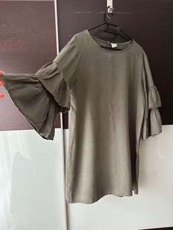 Knielanges Kleid in khaki Gr. 40/42