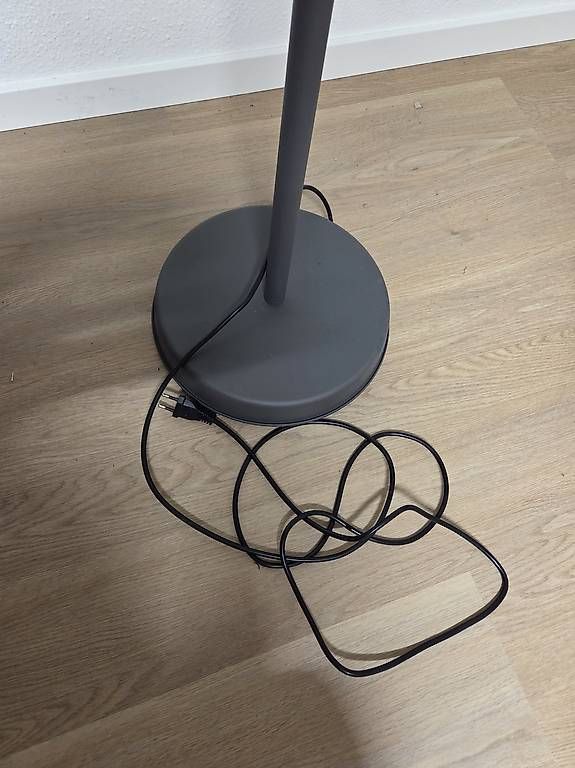 Ikea Lampade: Lampada da terra HEKTAR IKEA – Usato da Breganzona venduto da Skiley99 1