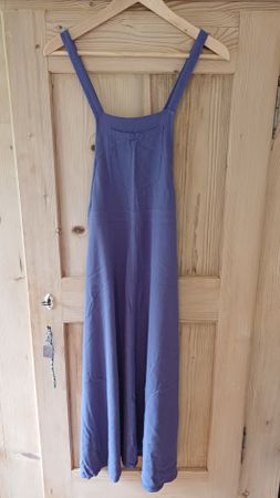 Samsøe & Samsøe Latzhosen-Kleid Gr. S lila, Sommermode