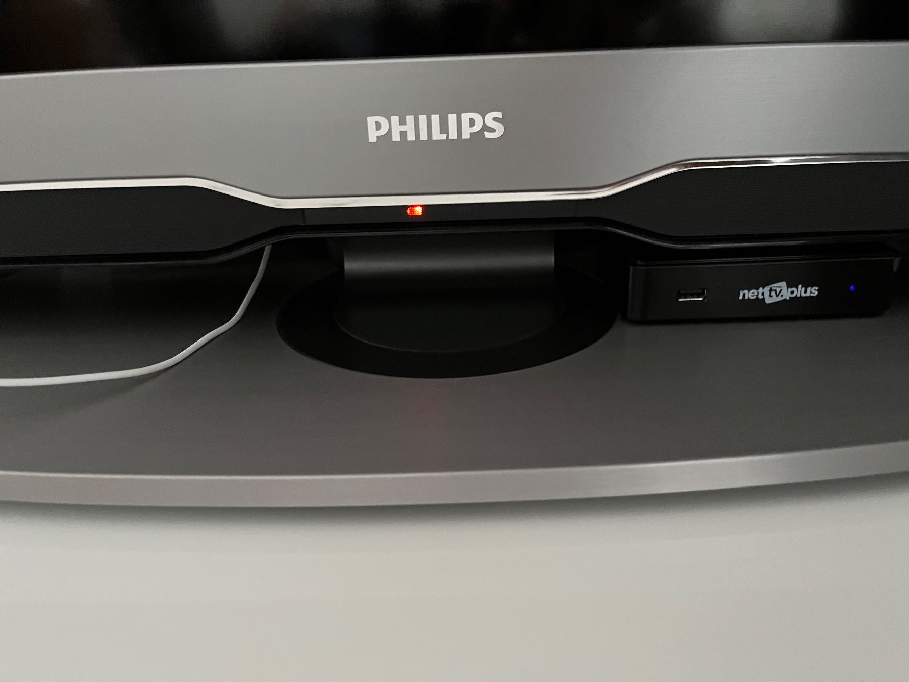 Philips Televisori: Philips LCD-Fernseher 52PFL9704H/12 – Usato da Recherswil venduto da Noname1 4
