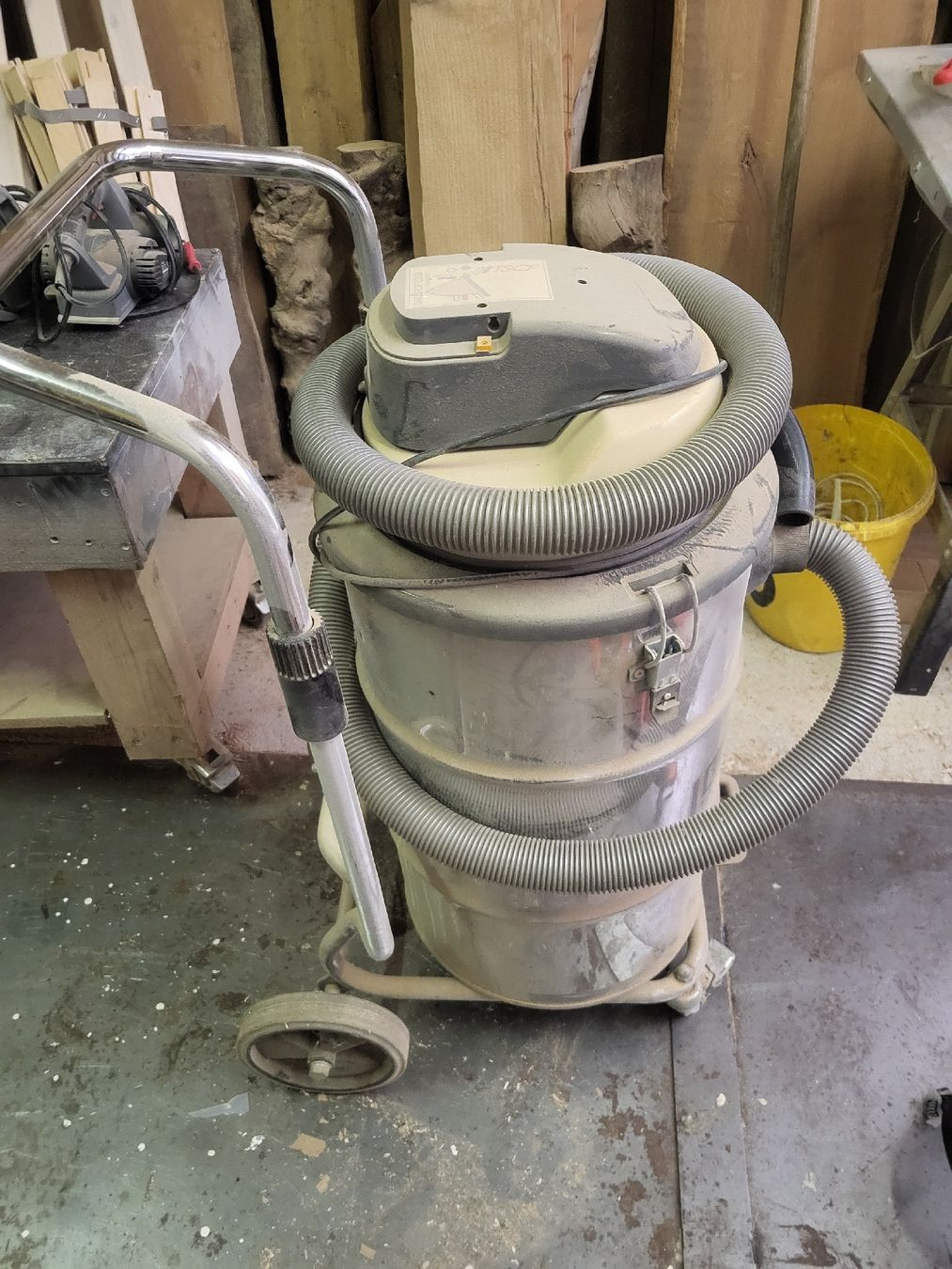 Staubsauger & Zubehör: Volta U 685 Industriesauger 1000W gebraucht – Gebraucht aus Amriswil von inu_qm57 4