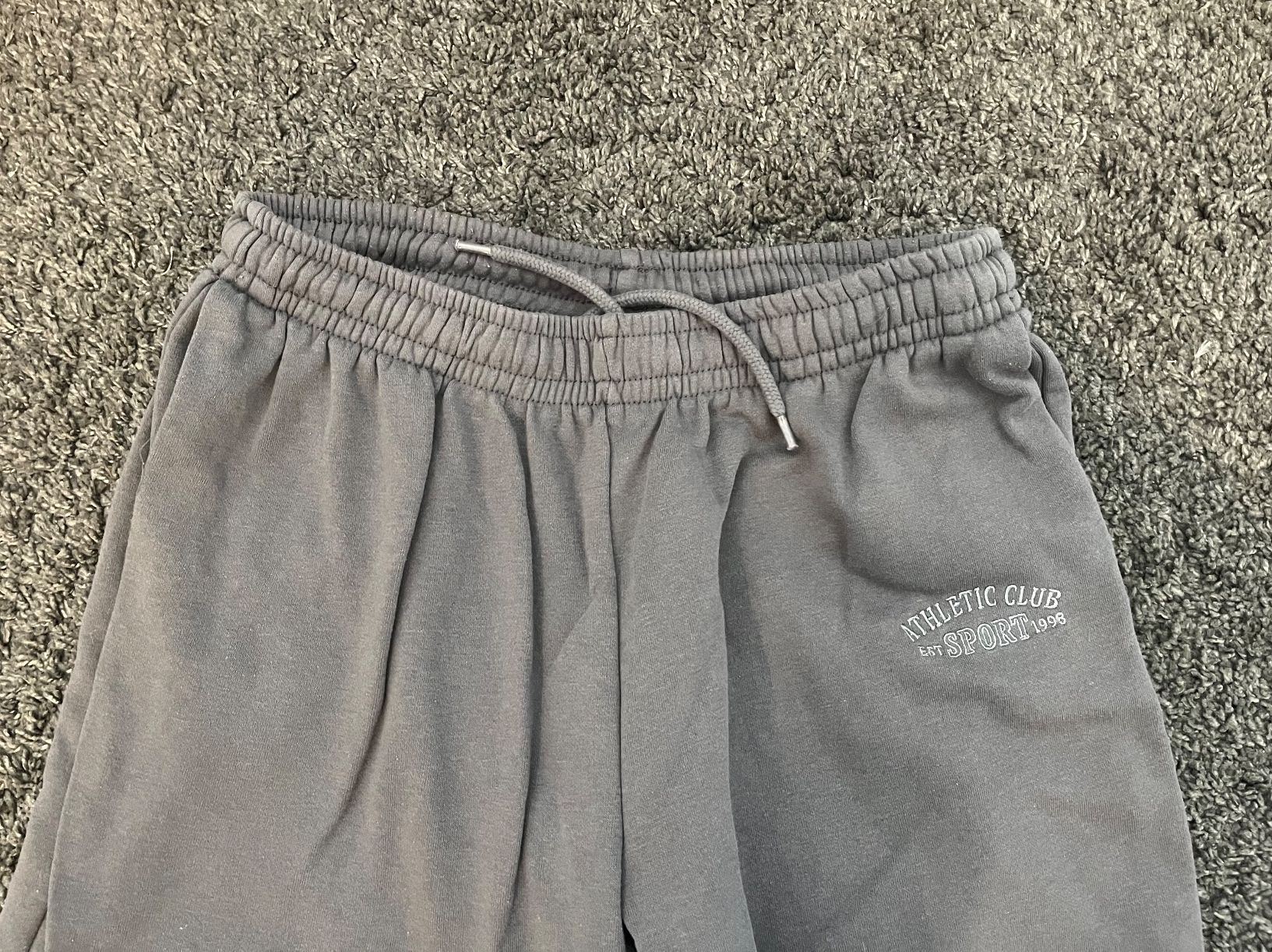 H&M Pantaloni: Jogginghose H&M – Usato da Rain venduto da Rasala3 2