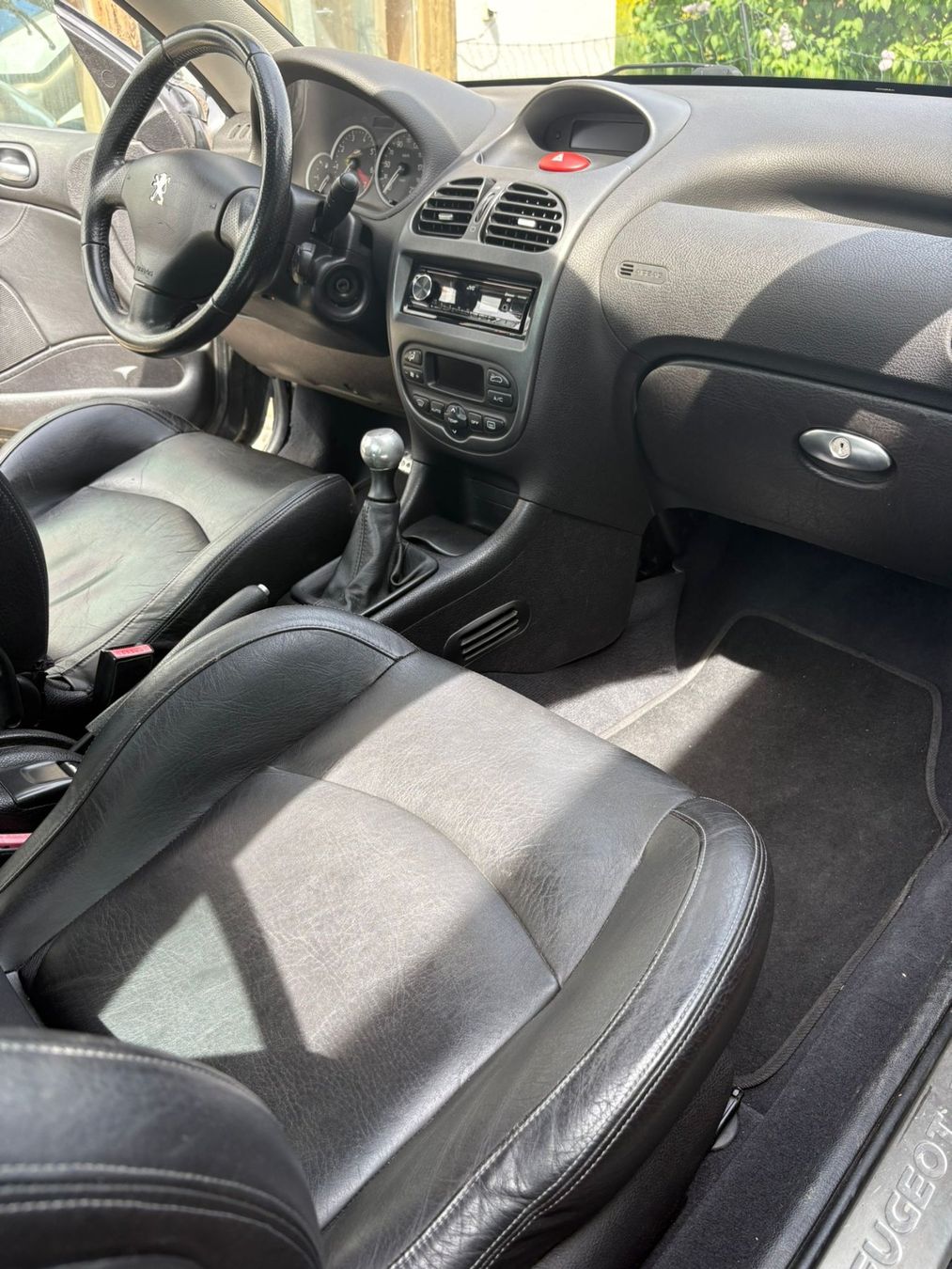Peugeot Automobili: Peugeot 206 CC 2.0 Cabrio – Difettoso da Weingarten-Kalth venduto da Idesiree 5