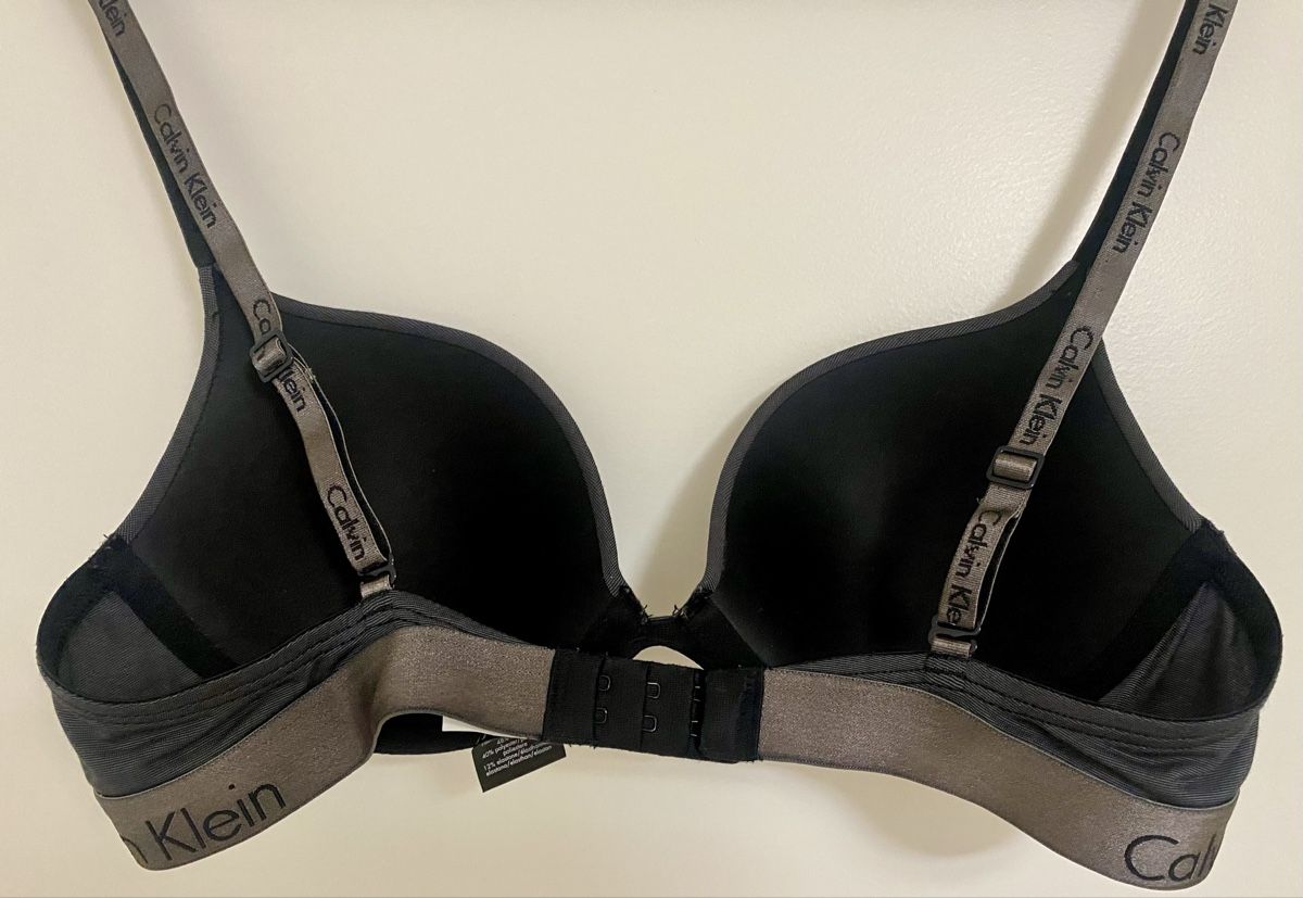 Calvin Klein Altra biancheria intima: Soutien-gorge gris - Calvin Klein - taille 80A – Nuovo (secondo la descrizione) da Nyon venduto da meganhw 3