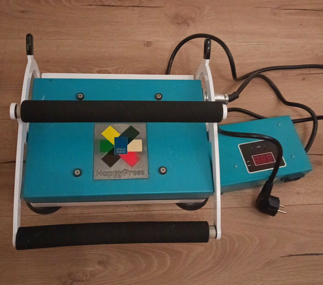 Alle Maschinen: Silhouette Plotter und Happypress – Gebraucht aus Effingen von Simone3 3