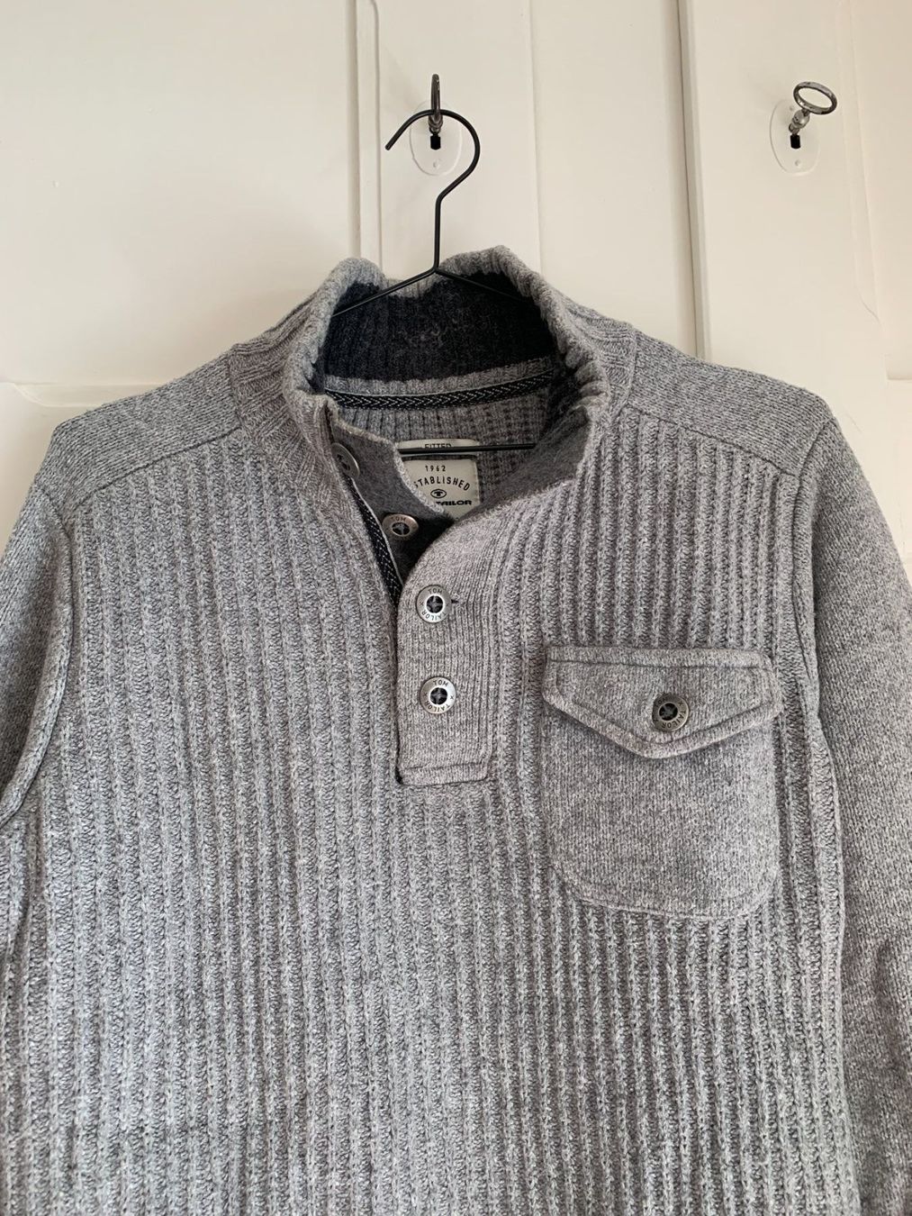 Tom Tailor Pulls & Sweat-shirts: TOM TAILOR - Strickpullover hellgrau S – D'occasion à Zürich par Diazaio 1