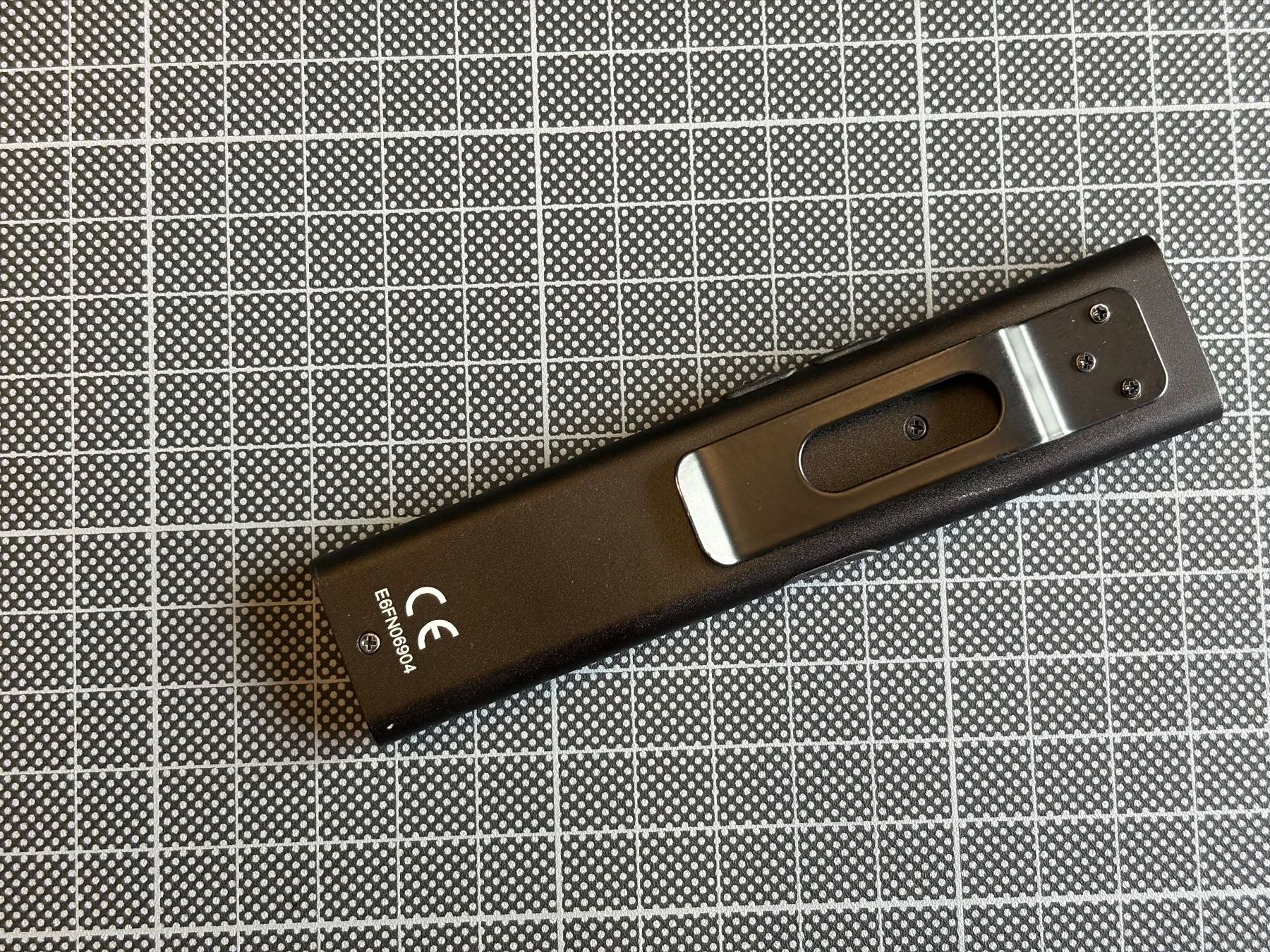 Klarus Lampen: KLARUS E5 PLUS EDC LAMPE – Gebraucht aus Flums von alpine.fieldnotes 1