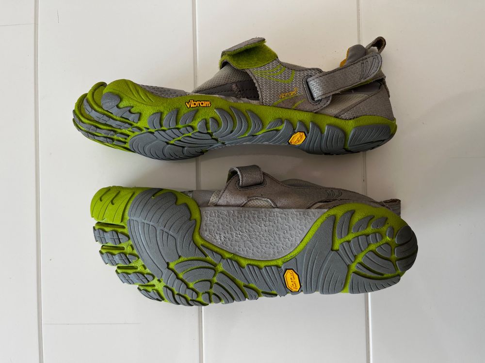 Vibram Five Fingers Gr.45 (Gebraucht) in St-Imier für CHF 35 – mit ...