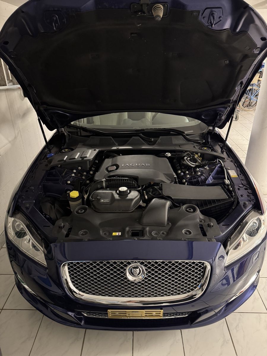 Jaguar Autos: Jaguar XJL Blau Metallic 3.0D PremiumLuxury – Gebraucht aus Affeltrangen von Atraente 7