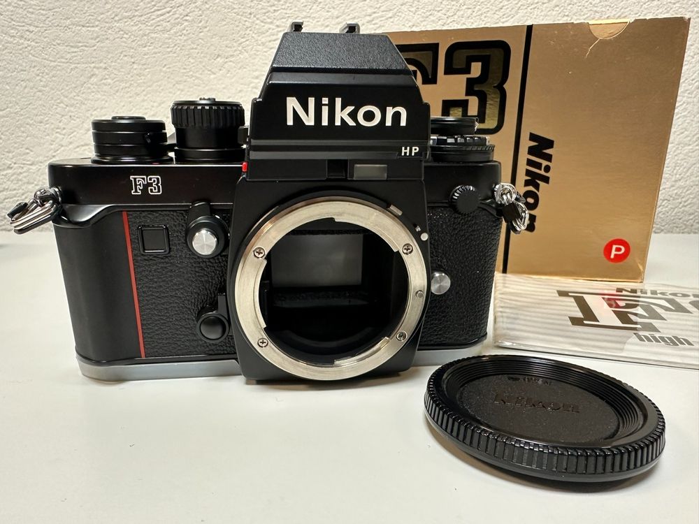 Appareil Photo Argentique Nikon RF-10 - Modèle Point & Shoot Rétro, Années 80, Autofocus, Flash Intégré, Très Bon état Occasion