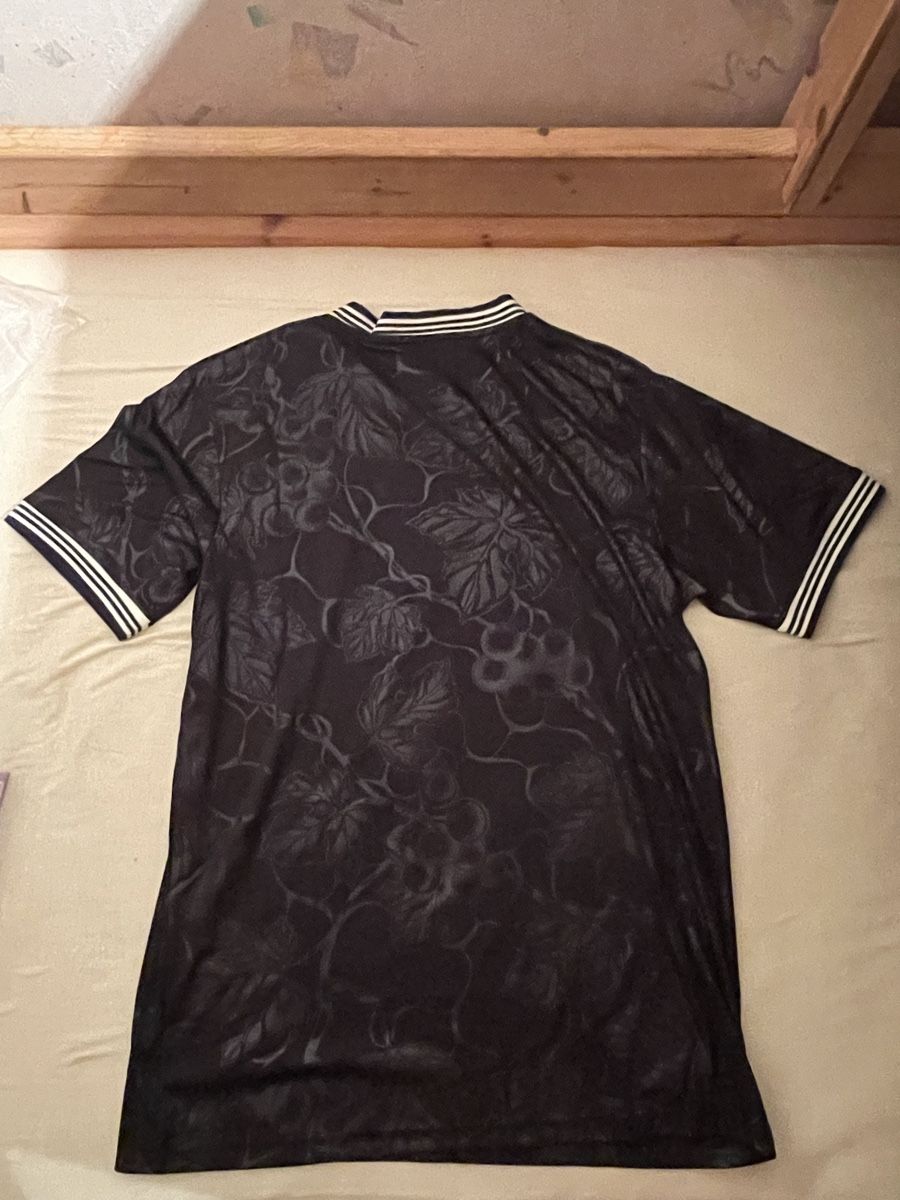 Juventus Canottiere & Pantaloni: Vintage jersey juventus  – Nuovo (secondo la descrizione) da Daillon venduto da Swisscards-shop 1
