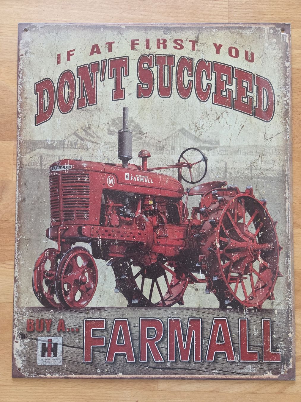 Insegne: Metallschild Farmall Traktor Deko Retro  – Usato da Dorf venduto da AR15PRO