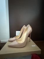 Neue Louboutin Pumps So Kate Gr. 41 Nude Lackschuhe, 12cm