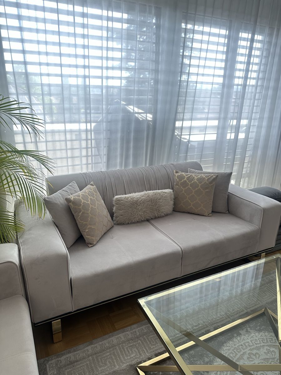 Sofas: Sofa (zweiteilig) – Gebraucht aus Allschwil von Smt58 2