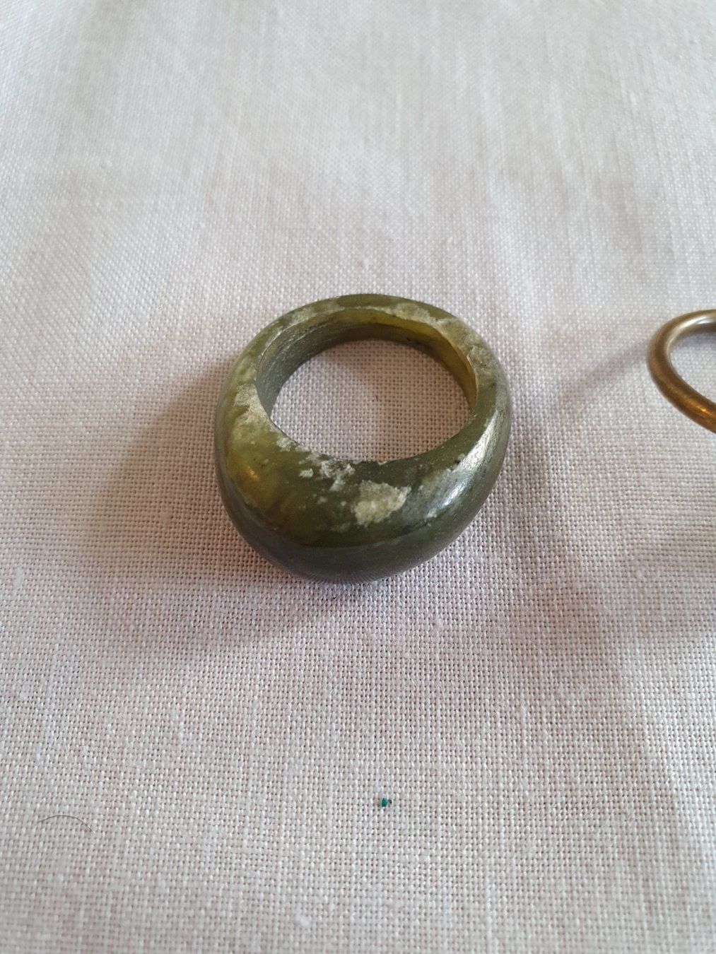 Anelli: 2er Set Vintage Ringe Serpentin/Malachit – Usato da Uitikon-Waldegg venduto da romatis 3