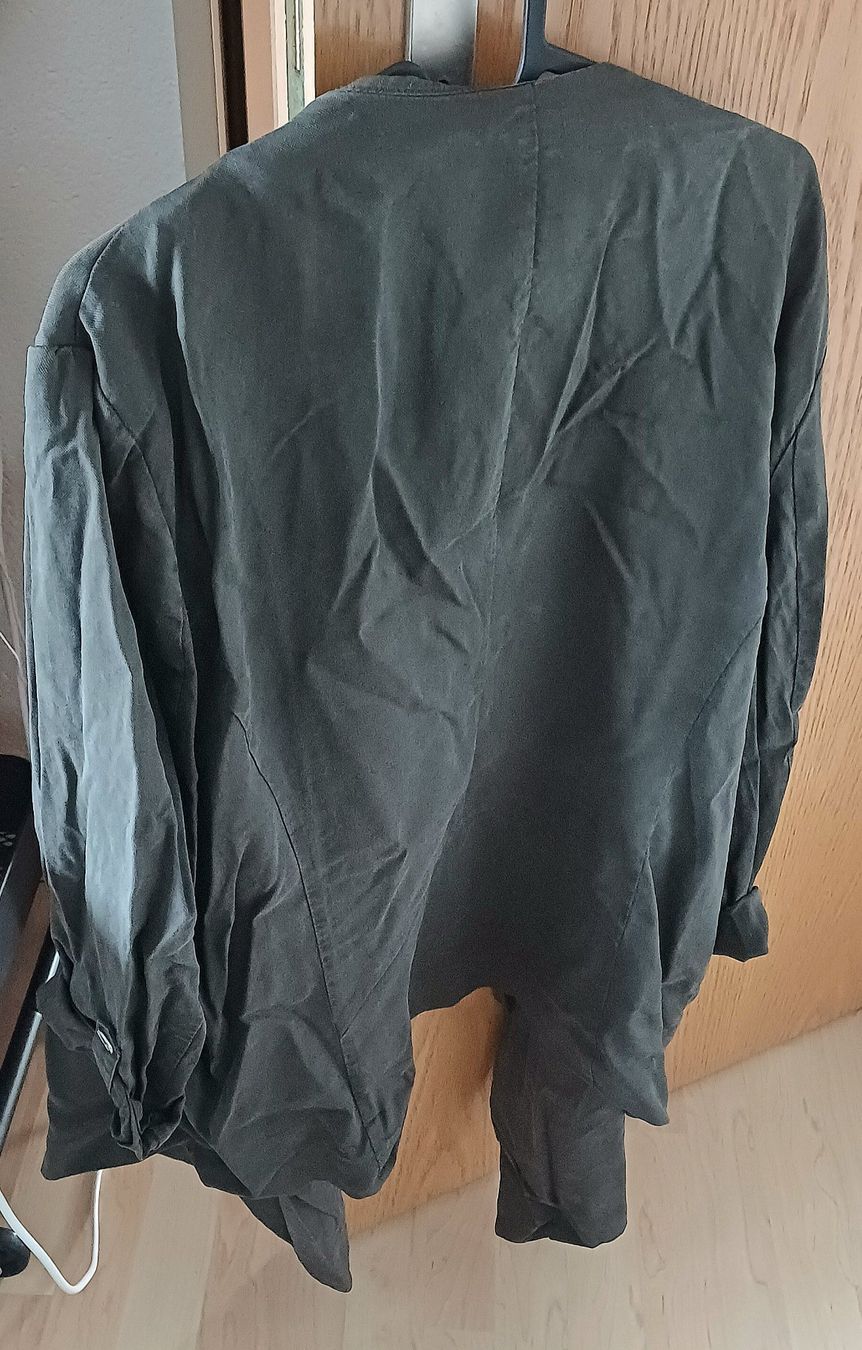 Vestes: Blazer  Farbe Oliv – D'occasion à Oberbipp par sina666 1