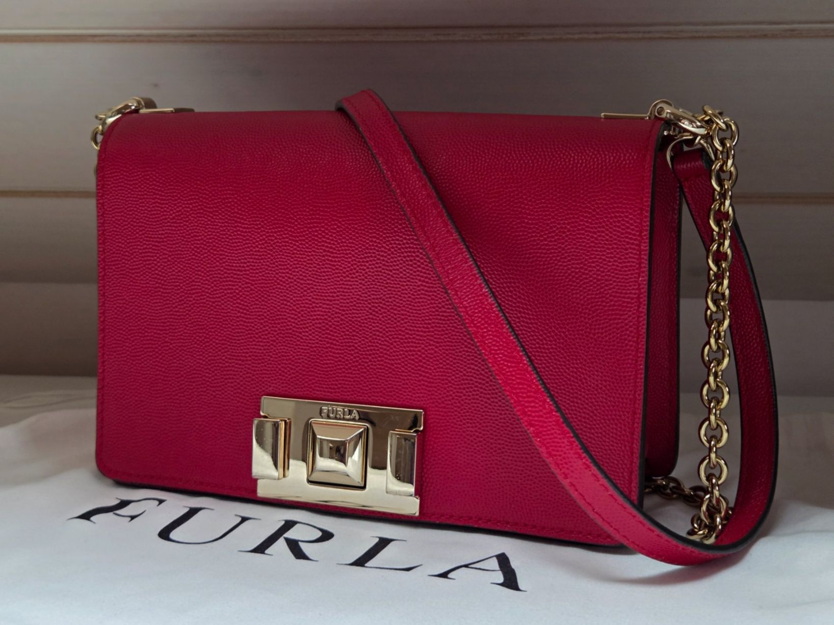 Furla Borse da donna: Furla Mimi Ruby Red mini / Rote Handtasche Schultertasche – Usato da Dietikon venduto da rvs_g9y7