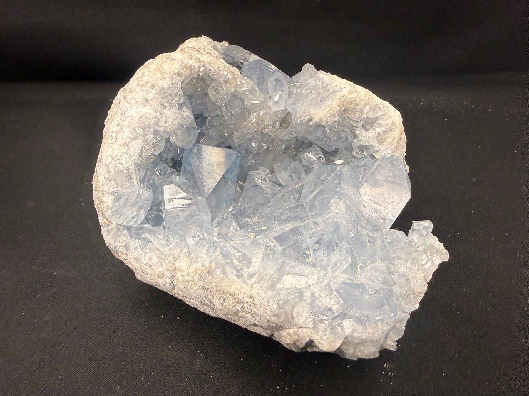 Minerali & Pietre curative: Coelestin – Usato da Schinznach Bad venduto da Demerald