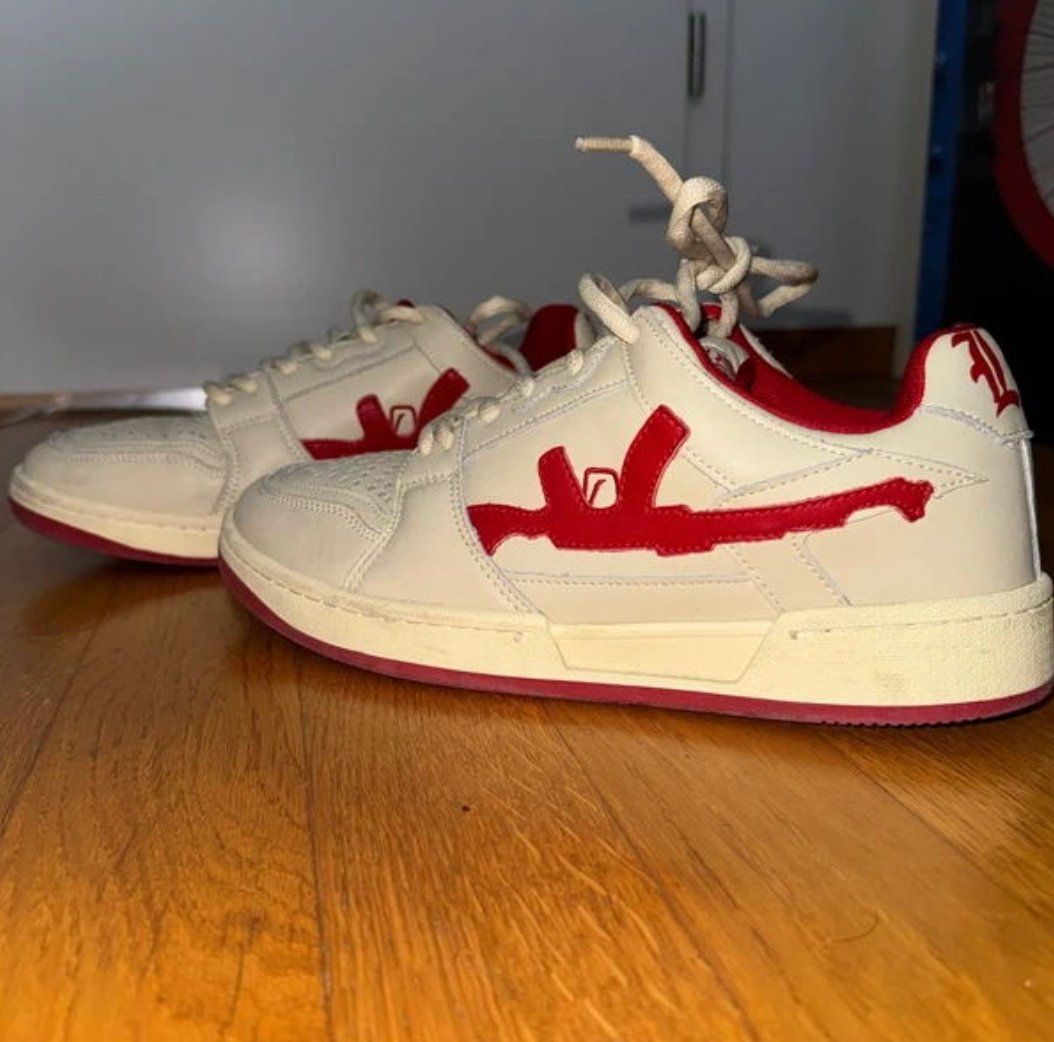 Herrenschuhe: Lost Boys Sneakers – Gebraucht aus Mont-sur-Rolle von ryn_2tlx 2