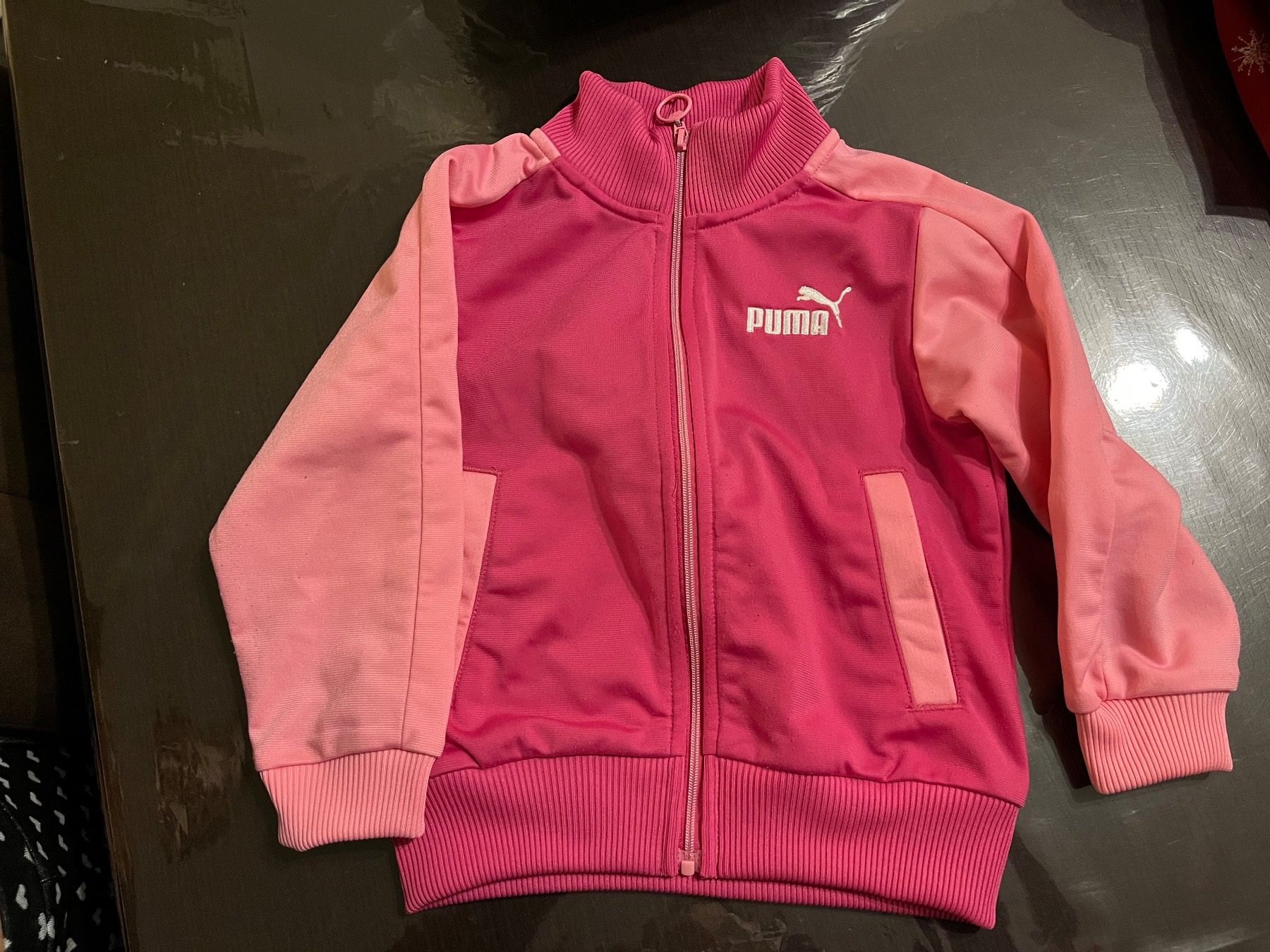 Puma Giacche & Cappotti: Puma Jäckchen Mädchen – Usato da Hausen AG venduto da gse_88xs