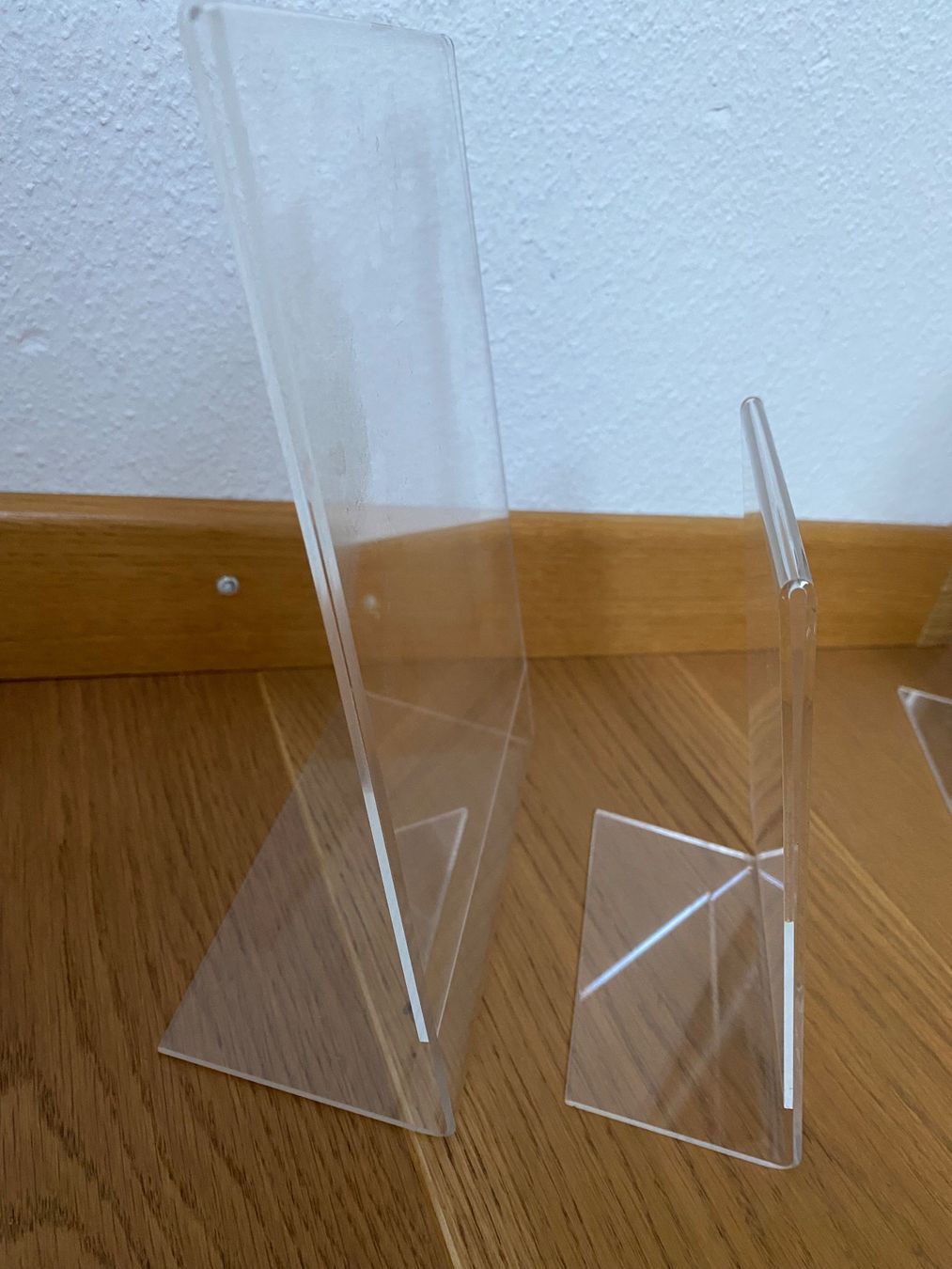 Allestimento di negozi e stand fieristici: Prospekthalter,Tischaufsteller, Vistenkartenhalter – Usato da Pratteln venduto da Siri04 5