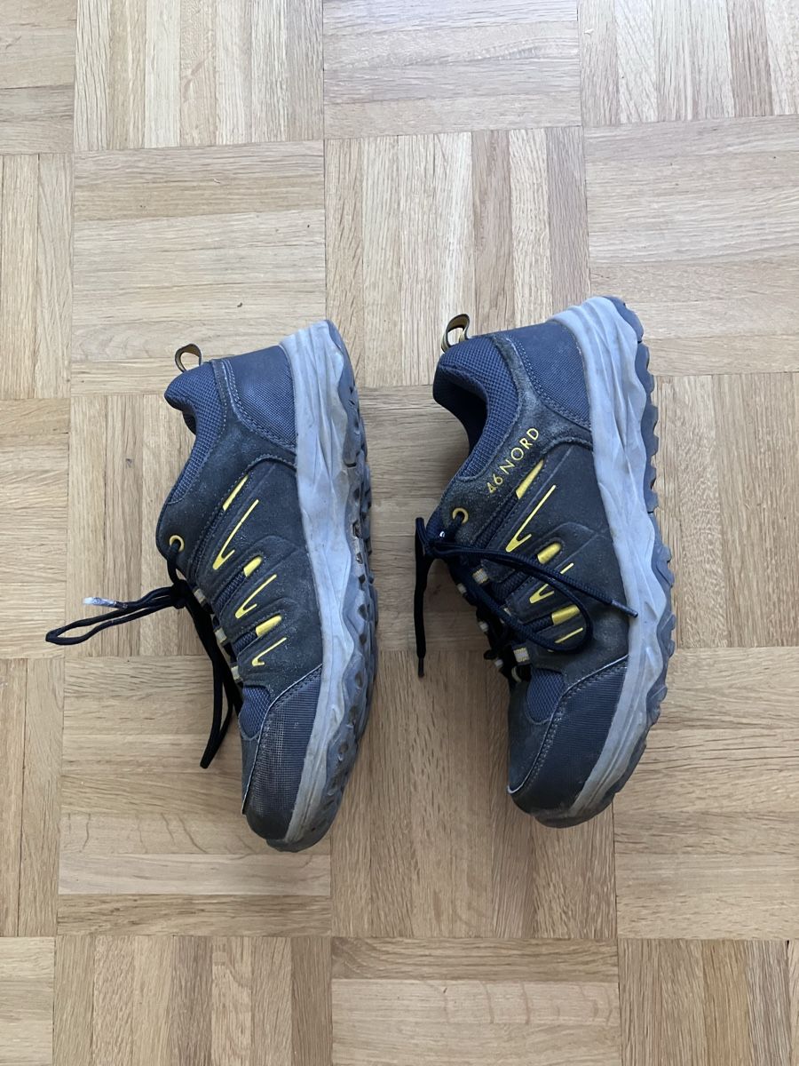Scarpe per ragazzi: Chaussure de marche T39 – Usato da Epalinges venduto da melanie950 1