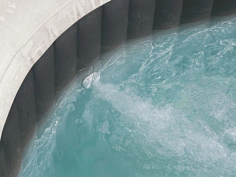 Intex Whirlpool: "INTEX" Whirlpool Jet und Bubble 201 cm – Usato da Unterägeri venduto da Ursl7 2