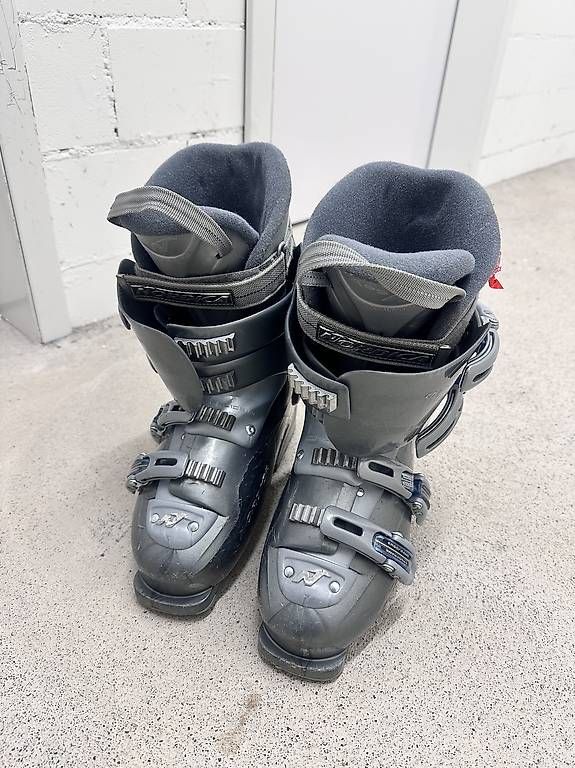 Scarpe da uomo: Ski Schuhe – Usato da Pfäffikon SZ venduto da JasminS. 2