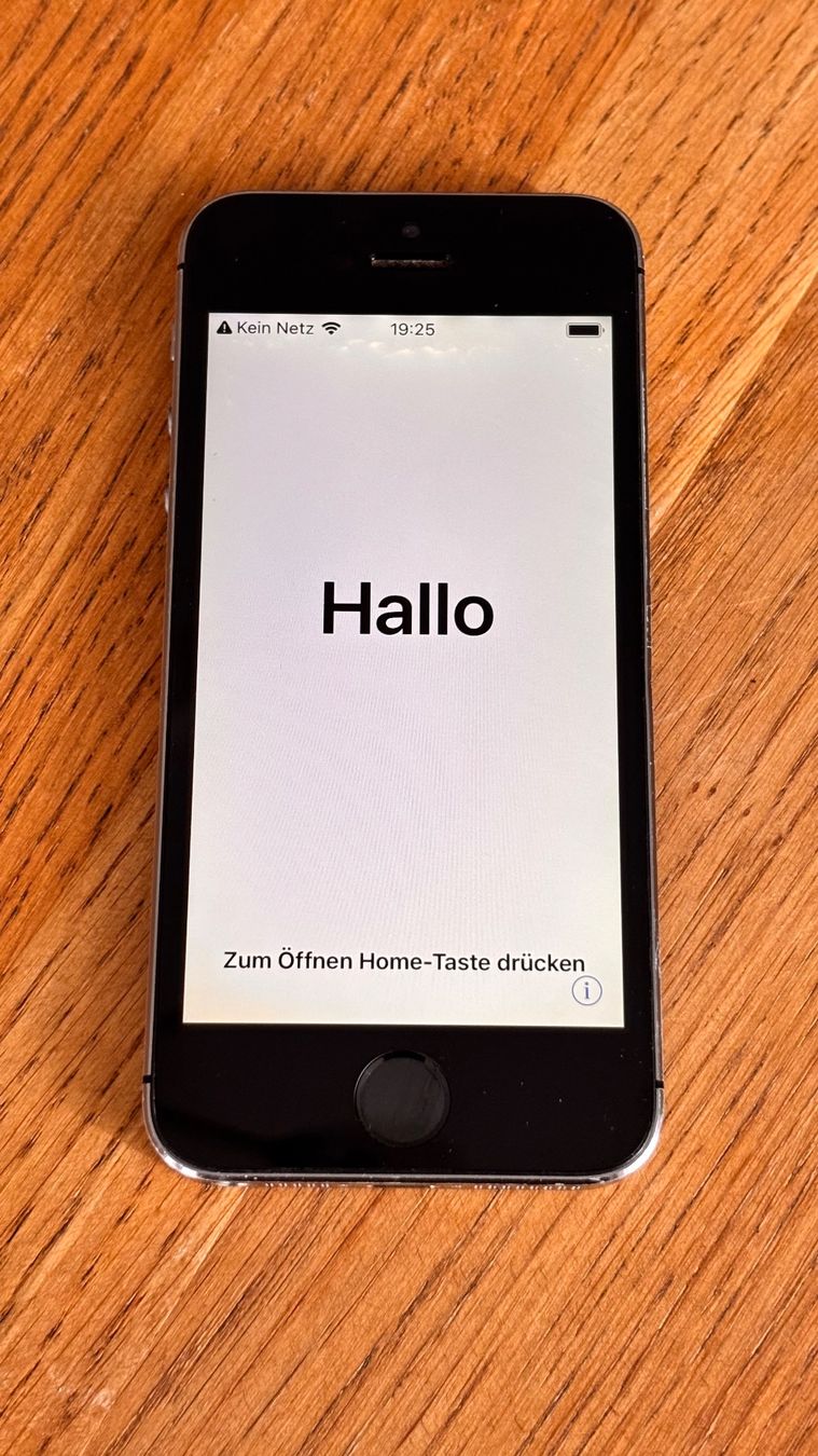 Apple Portables: iPhone 5s – D'occasion à Würenlingen par Patschua