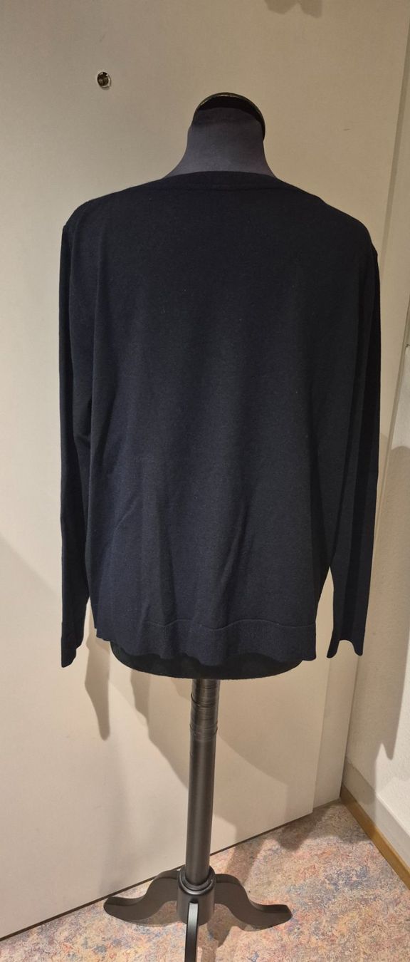 Marc Cain Pullover & Sweatshirts: Damen Pullover dunkelblau Gr. 5 =  42   MARC CAIN – Gebraucht aus Zürich von Roberto040 2