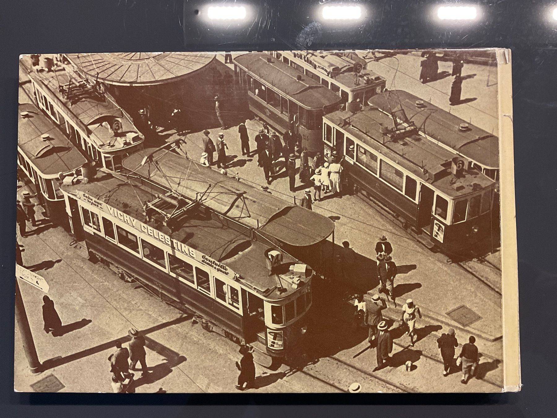 Livres: Schweizer Strassenbahnen damals – D'occasion à Ebmatingen par Toeggeli 1