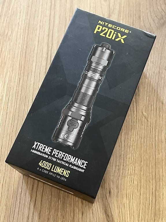 Lampes: Taschenlampe Nitecore P20iX – Neuf avec emballage d'origine à Riehen par ann_26fw