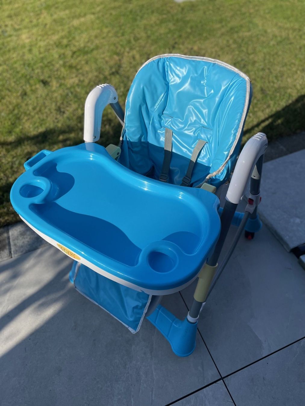 Seggioloni: Kinderhochstuhl mit Tablett – Usato da Lachen SZ venduto da IH2000 3