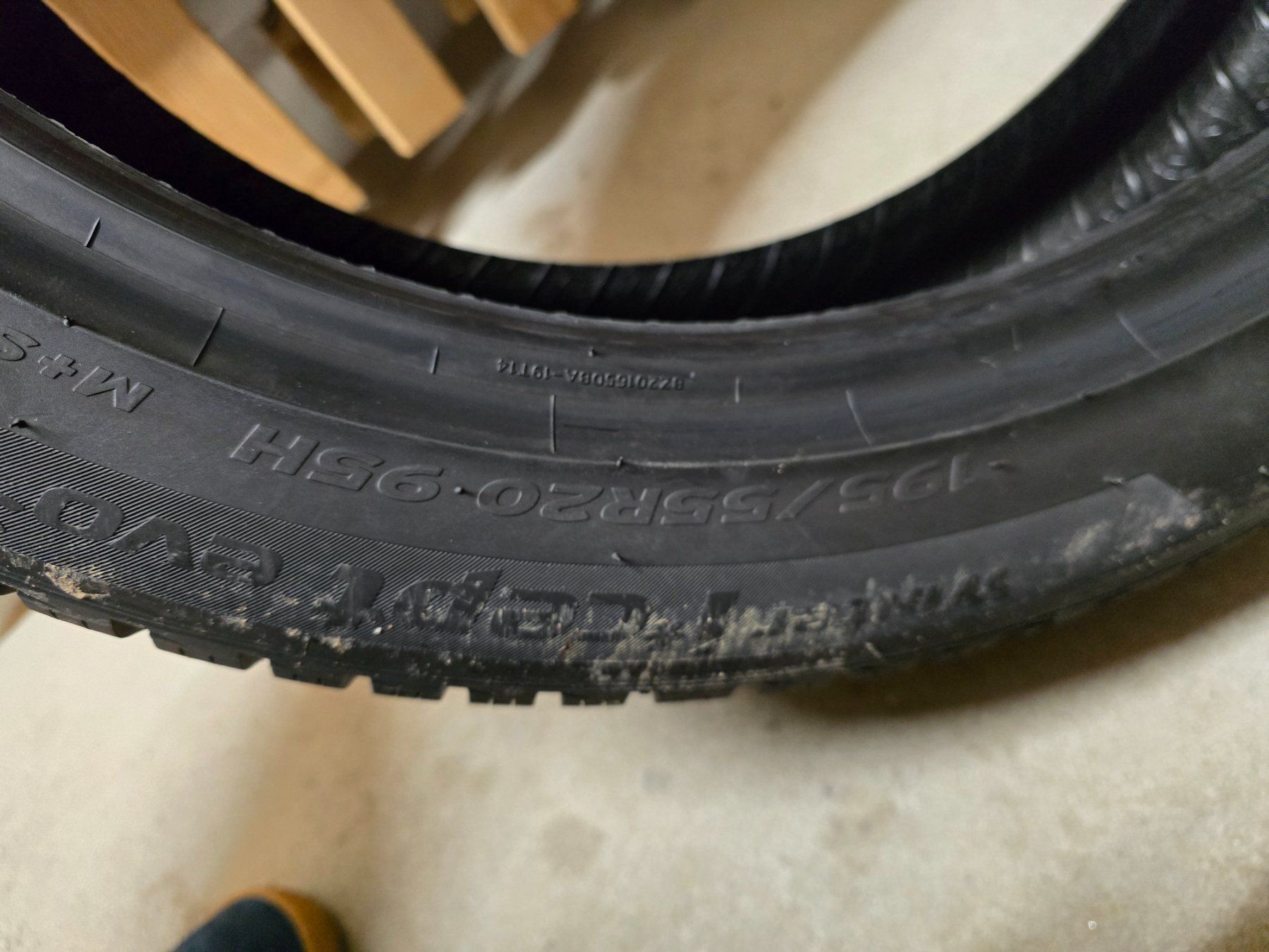 Pneus & Kompletträder: Hankook Winterreifen - Neu – Neu (gemäss Beschreibung) aus Oberglatt ZH von fej_kj6q 2