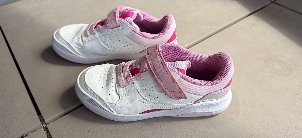 Decathlon Scarpe per ragazzi: Basket décathlon 35 – Usato da Lausanne venduto da ale_yzt7 1
